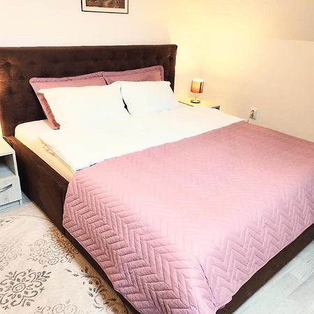Simona Apartament Palas Mall Iasi Ngoại thất bức ảnh